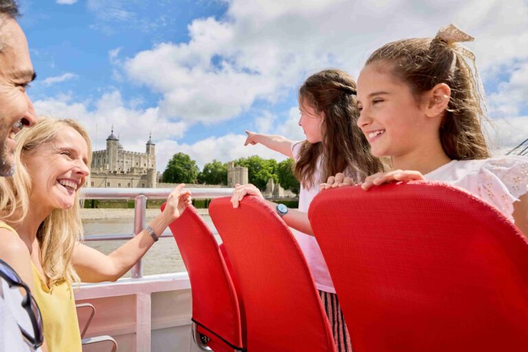 Tower of London river tour experience with family-friendly sightseeing boat